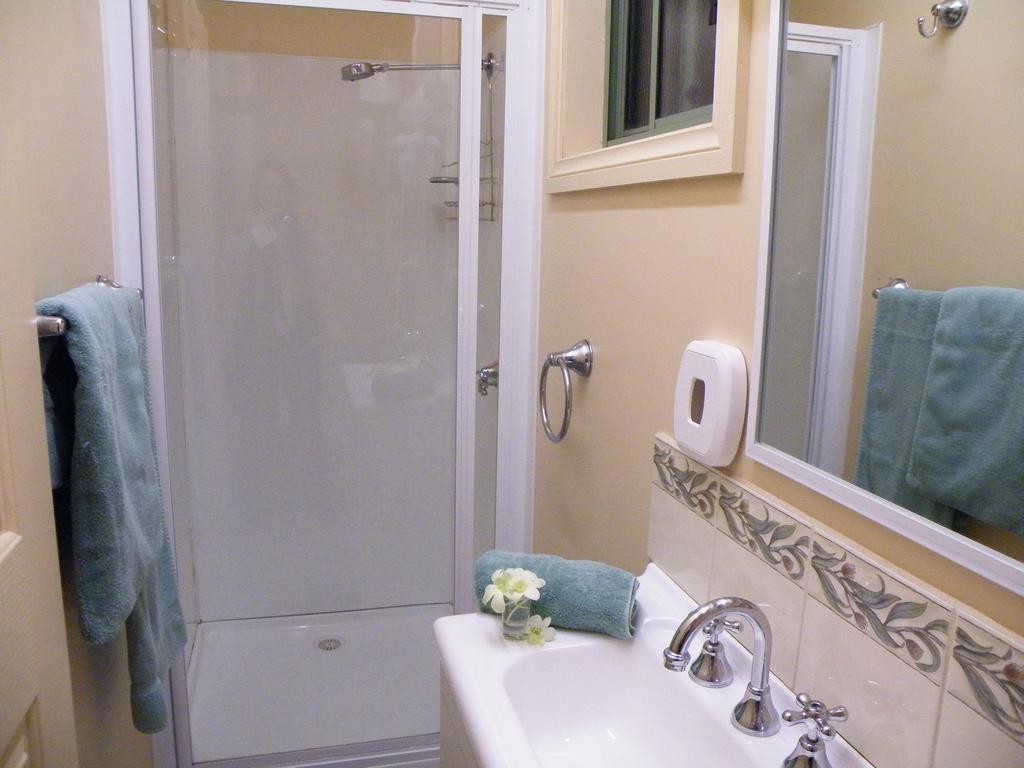 Hamilton Caravan Park Room photo